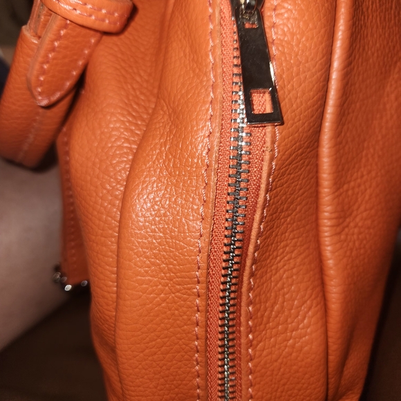 Shoulder_Bags